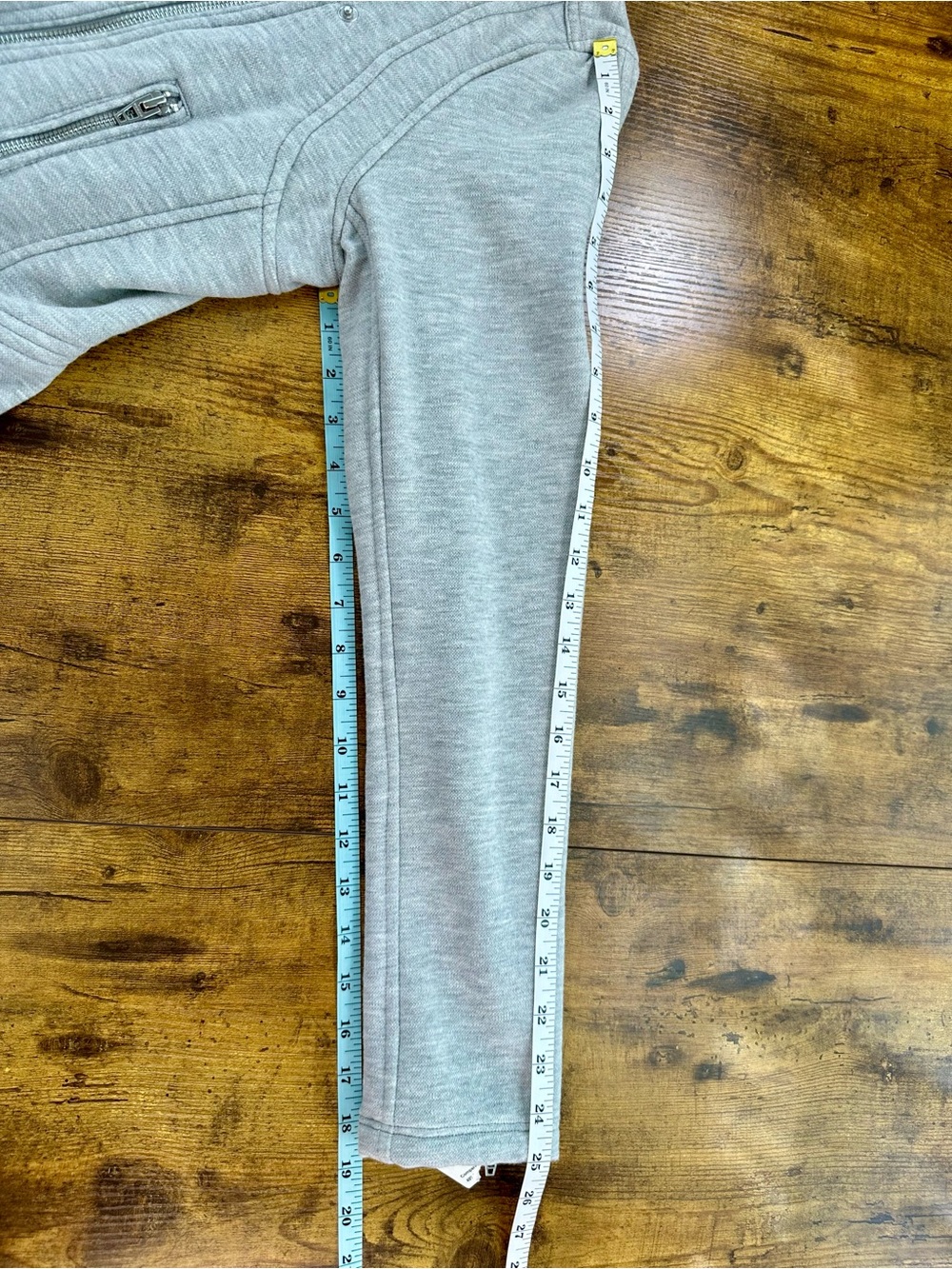 Blank NYC Moto Sweatshirt Jacket, Cloud Grey, Medium - Picture 11 of 14